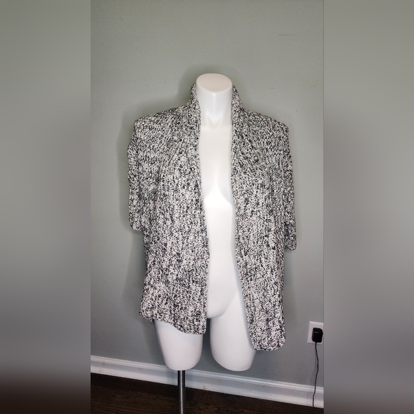 Express Chunky Knit Cardigan - Picture 2 of 8